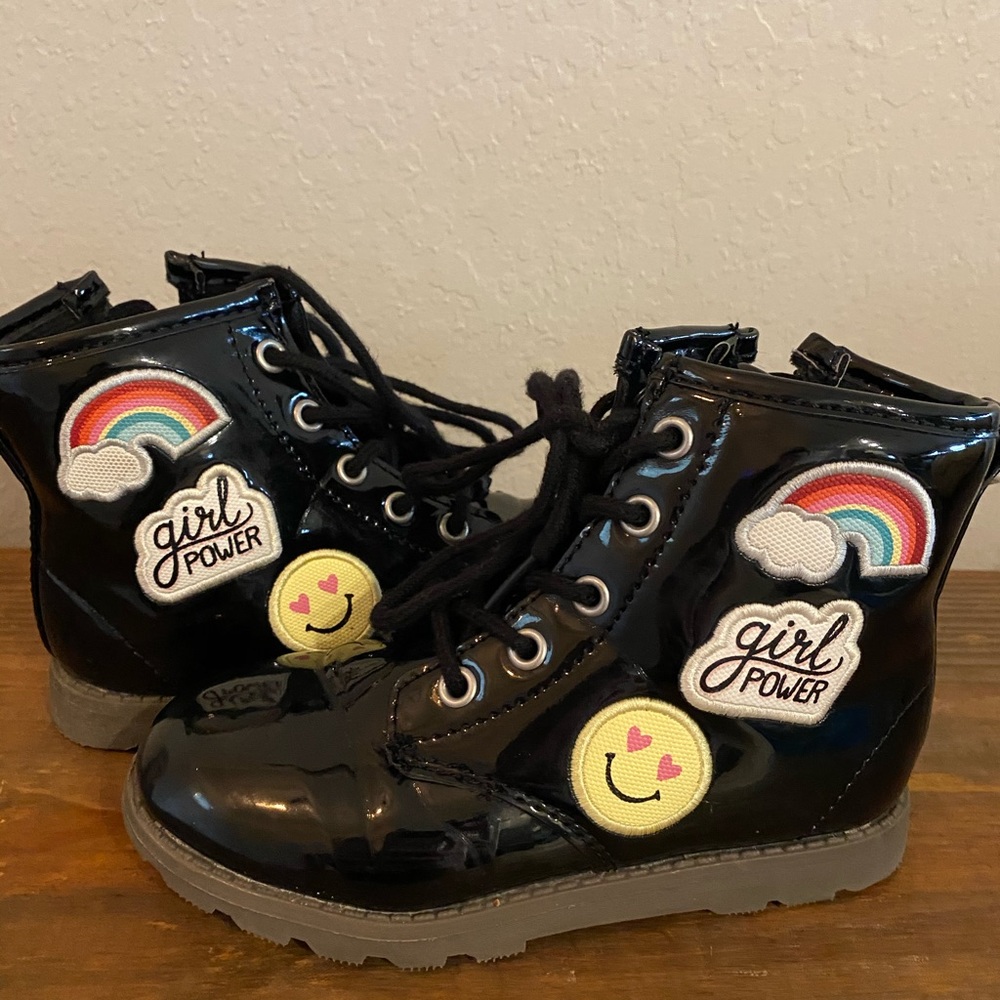 Girls size 11 boots